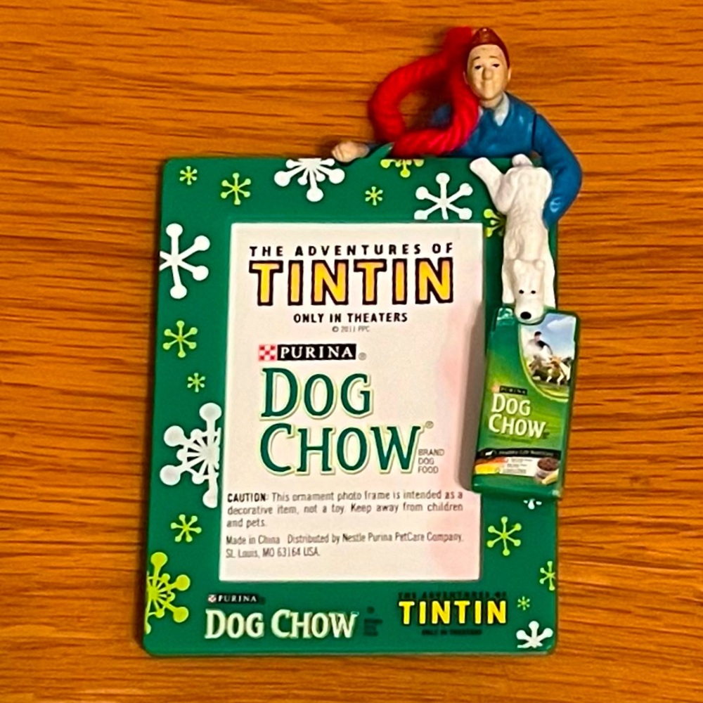2011 Adventures Tintin and Milou Purina Dog Chow 2.5"x4" Snowflakes Frame *RARE